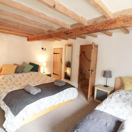 Holly Cottage มัทล็อก ภายนอก รูปภาพ